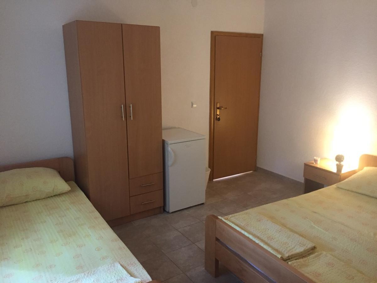 Apartment And Rooms Barbaric Neum Exterior photo