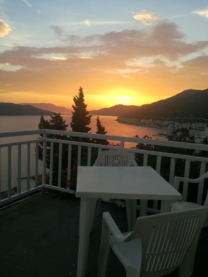 Apartment And Rooms Barbaric Neum Exterior photo